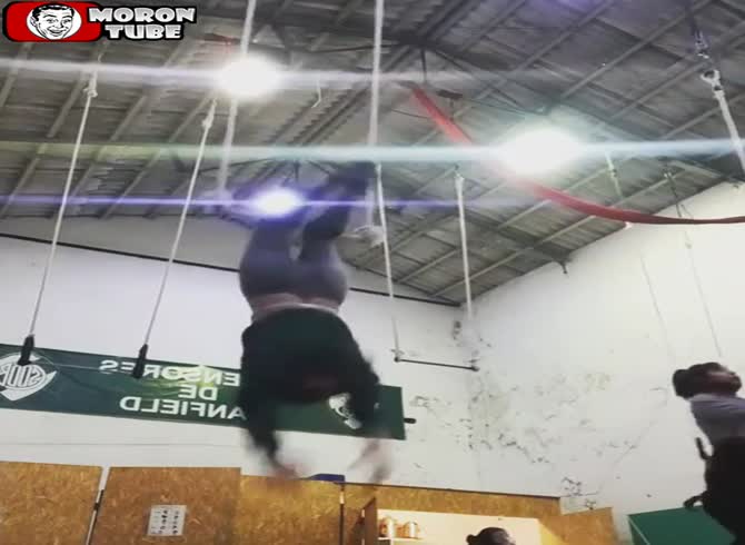 Video :A figure of a (un)breezy trapeze!